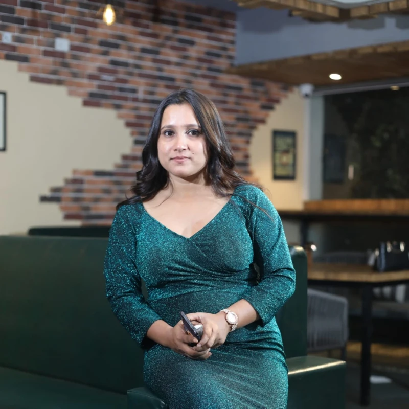 About the Author Niharika Singh